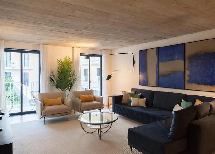 FLH Intendente Blue Flat with Balcony